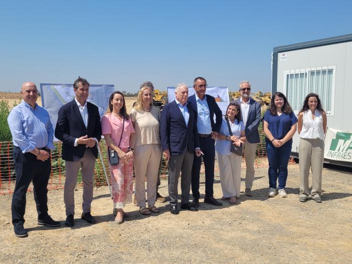 Ponentia prestará servicios de autopista ferroviaria gracias a una zona de carga de semirremolques Ponentia prestará servicios de autopista ferroviaria gracias a una zona de carga de semirremolques