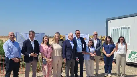 Ponentia prestará servicios de autopista ferroviaria gracias a una zona de carga de semirremolques Ponentia prestará servicios de autopista ferroviaria gracias a una zona de carga de semirremolques