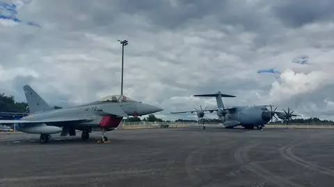 Este sábado 19 de julio el aeródromo militar de Lavacolla celebrará una jornada de puertas abiertas con motivo del 90 aniversario del aeropuerto de Santiago Este sábado 19 de julio el aeródromo militar de Lavacolla celebrará una jornada de puertas abiertas con motivo del 90 aniversario del aeropuerto de Santiago
