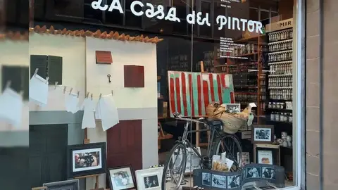La Casa del Pintor, homenajeada en la Fiesta del Comercio de Huesca La Casa del Pintor, homenajeada en la Fiesta del Comercio de Huesca