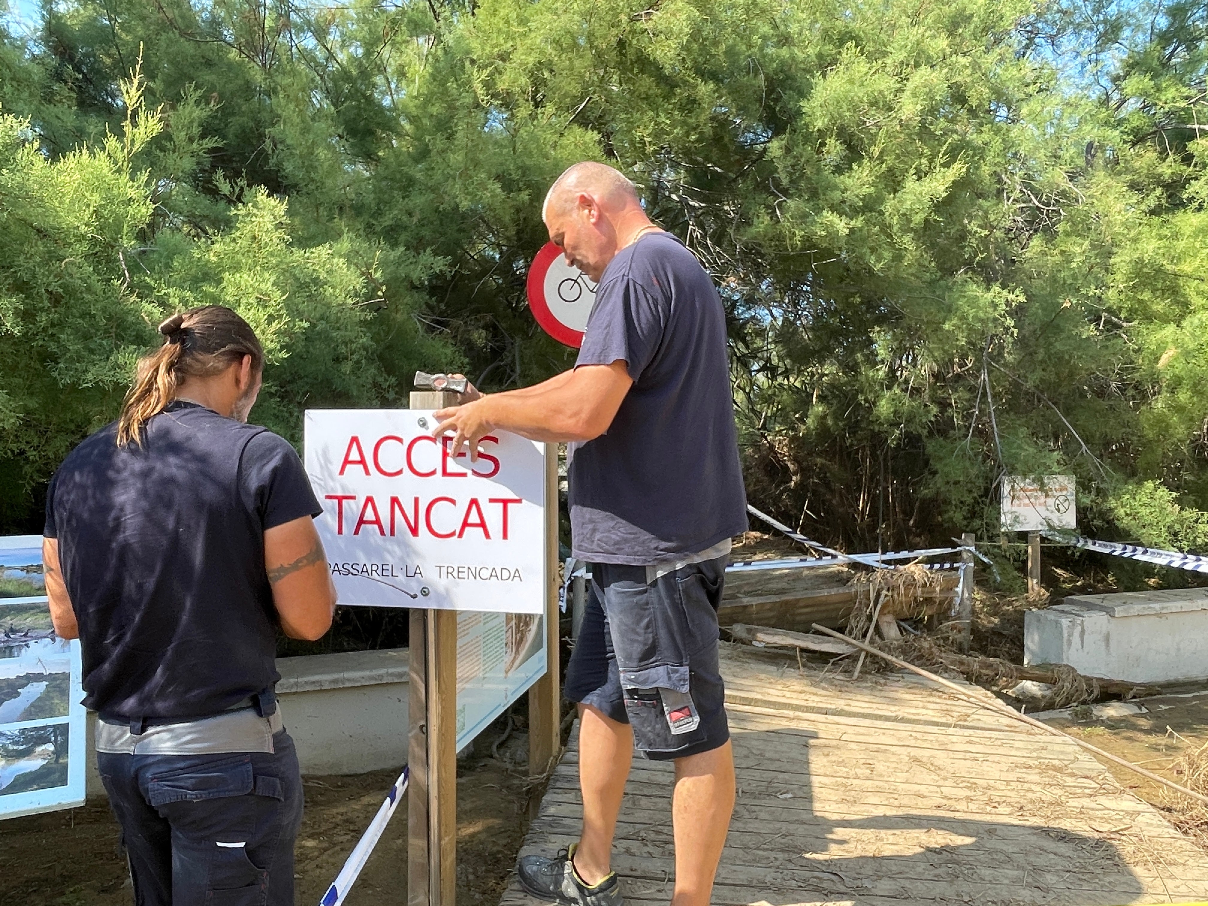 ACA i Ajuntament de Cubelles treballen en actuacions urgents després dels greus danys pels aiguats del 12 de juliol ACA i Ajuntament de Cubelles treballen en actuacions urgents després dels greus danys pels aiguats del 12 de juliol
