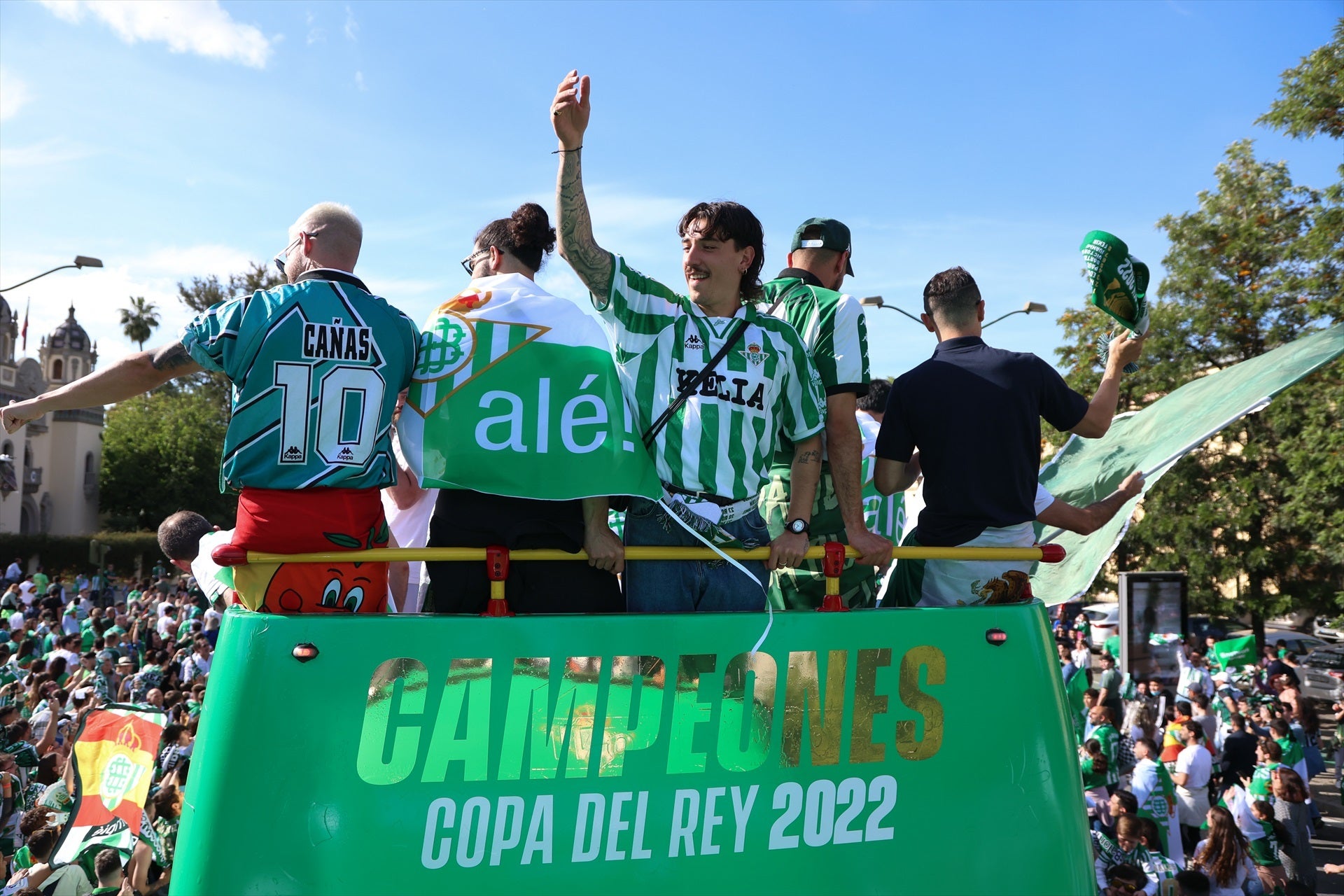 El negocio de las camisetas retro, la última moda entre los amantes del fútbol El negocio de las camisetas retro, la última moda entre los amantes del fútbol
