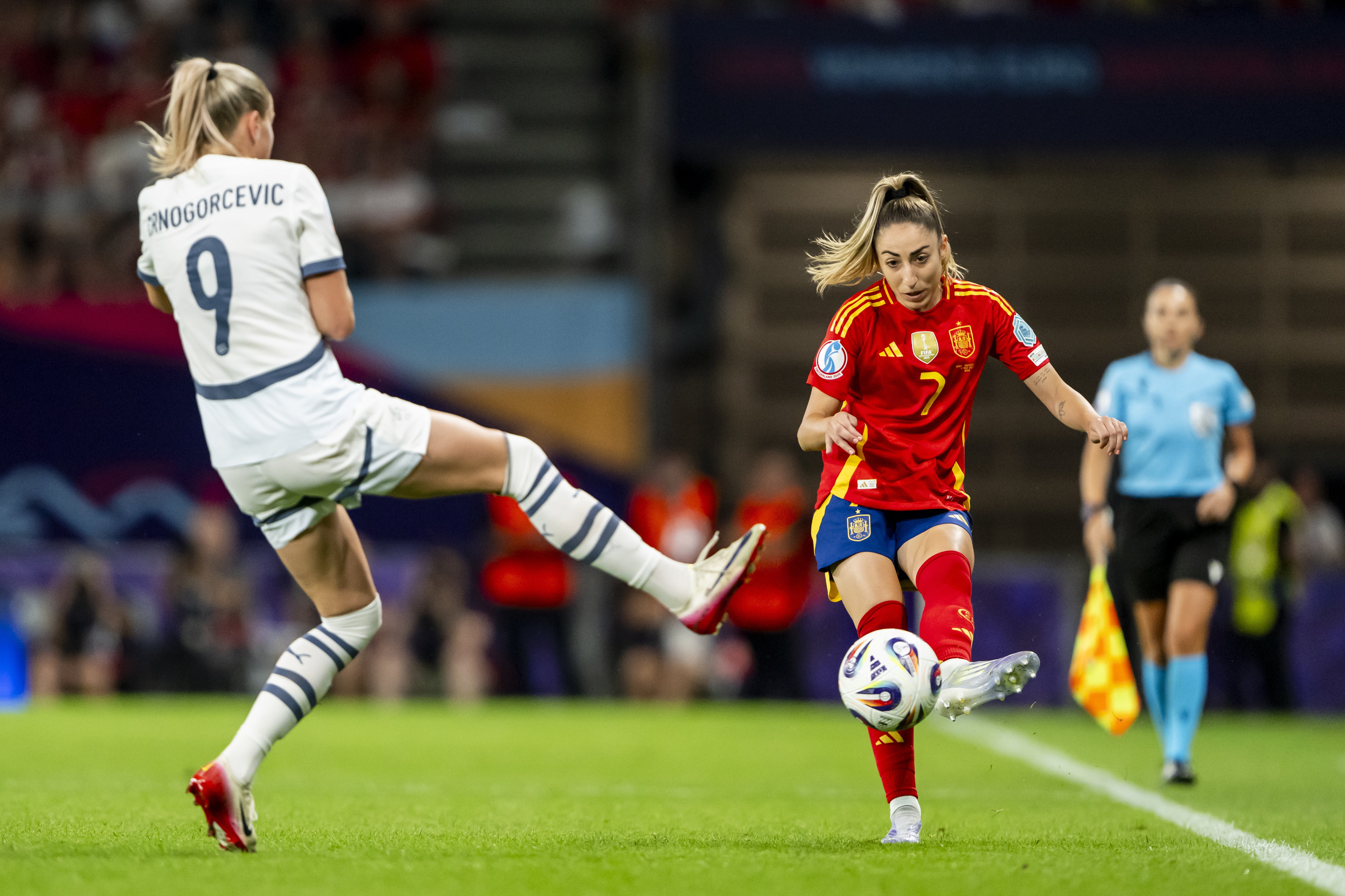 Olga Carmona, Martín-Prieto y Sullastres avanzan a semifinales de la Euro Olga Carmona, Martín-Prieto y Sullastres avanzan a semifinales de la Euro