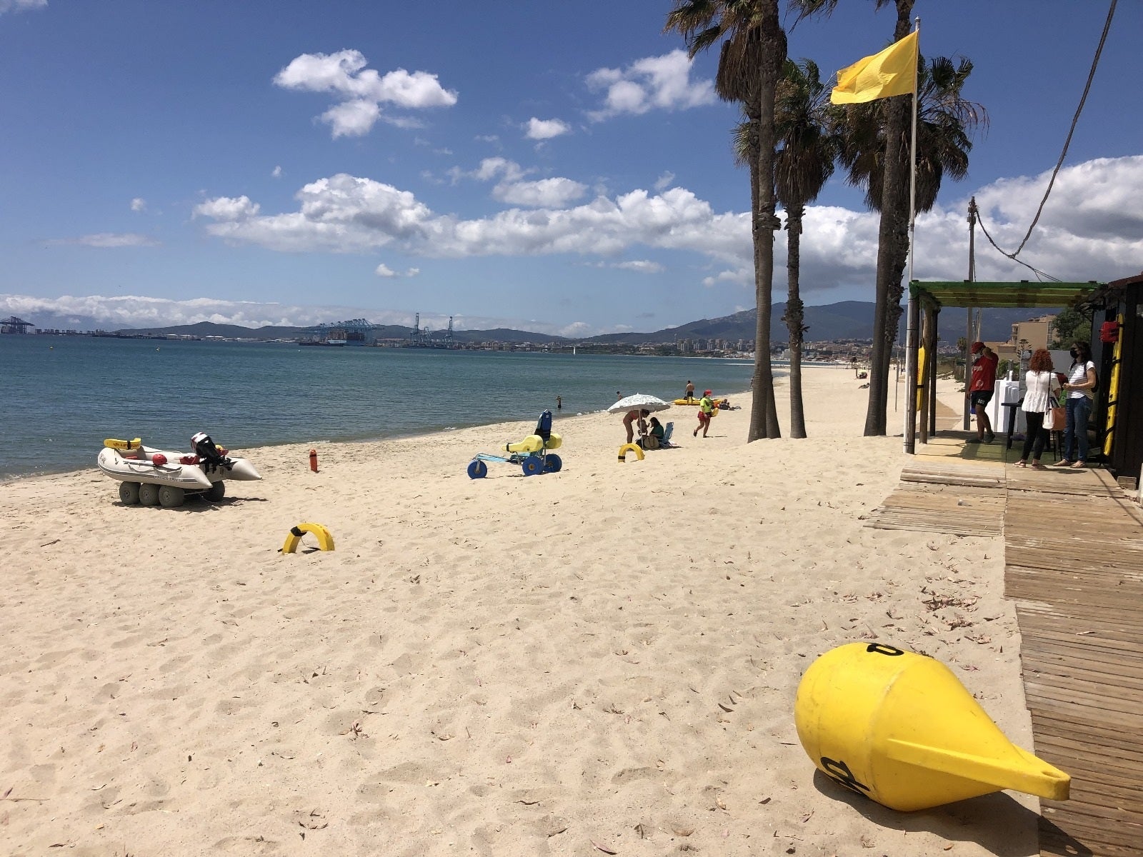 Continúa la tregua de las temperaturas pese a las alertas activadas por la AEMET Continúa la tregua de las temperaturas pese a las alertas activadas por la AEMET