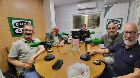 Tertulianos de onda cero ourense Tertulianos de onda cero ourense