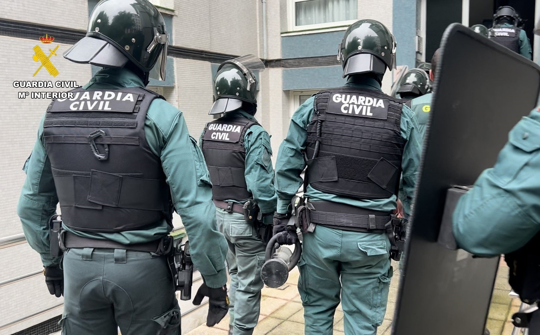 Cae una organización criminal que introducía droga utilizando falsos viajeros para recoger maletas en Barajas Cae una organización criminal que introducía droga utilizando falsos viajeros para recoger maletas en Barajas