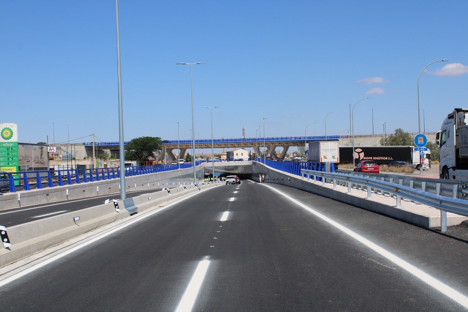Abre al tráfico el paso inferior de la A-68 tras dos años de obras Abre al tráfico el paso inferior de la A-68 tras dos años de obras