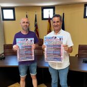 El concejal de Fiestas, José Ángel Vallejos, y el alcalde, José Manuel Butrón, en la presentación de las Fiestas de la Segregación