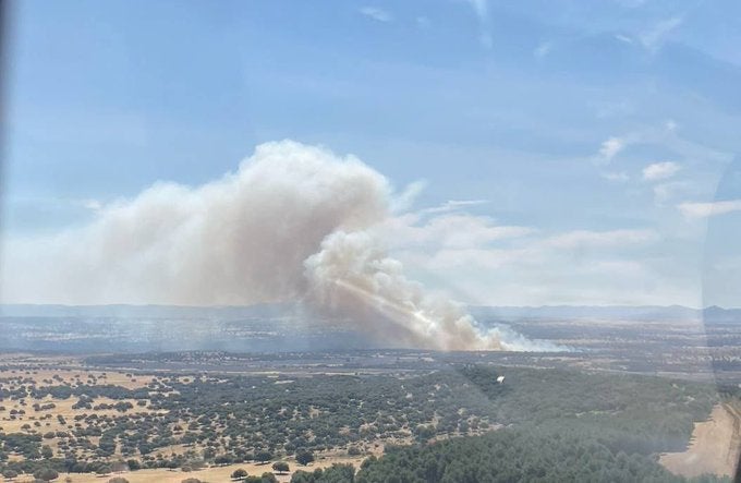 El INFOEX da por controlado el Incendio de Valdecaballeros El INFOEX da por controlado el Incendio de Valdecaballeros