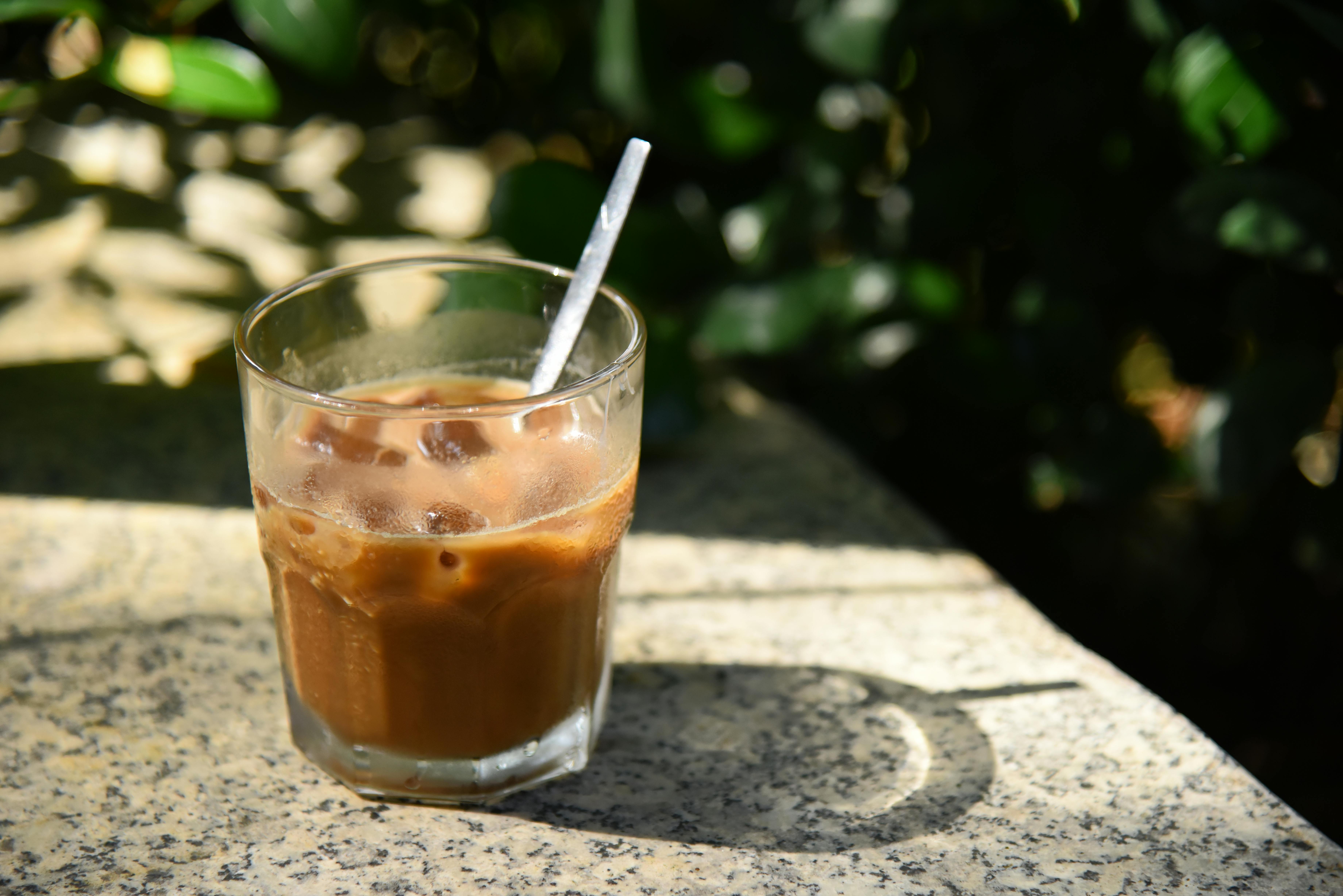 Ojo a los dientes en verano: las bebidas que son malas para el esmalte y provocan caries Ojo a los dientes en verano: las bebidas que son malas para el esmalte y provocan caries