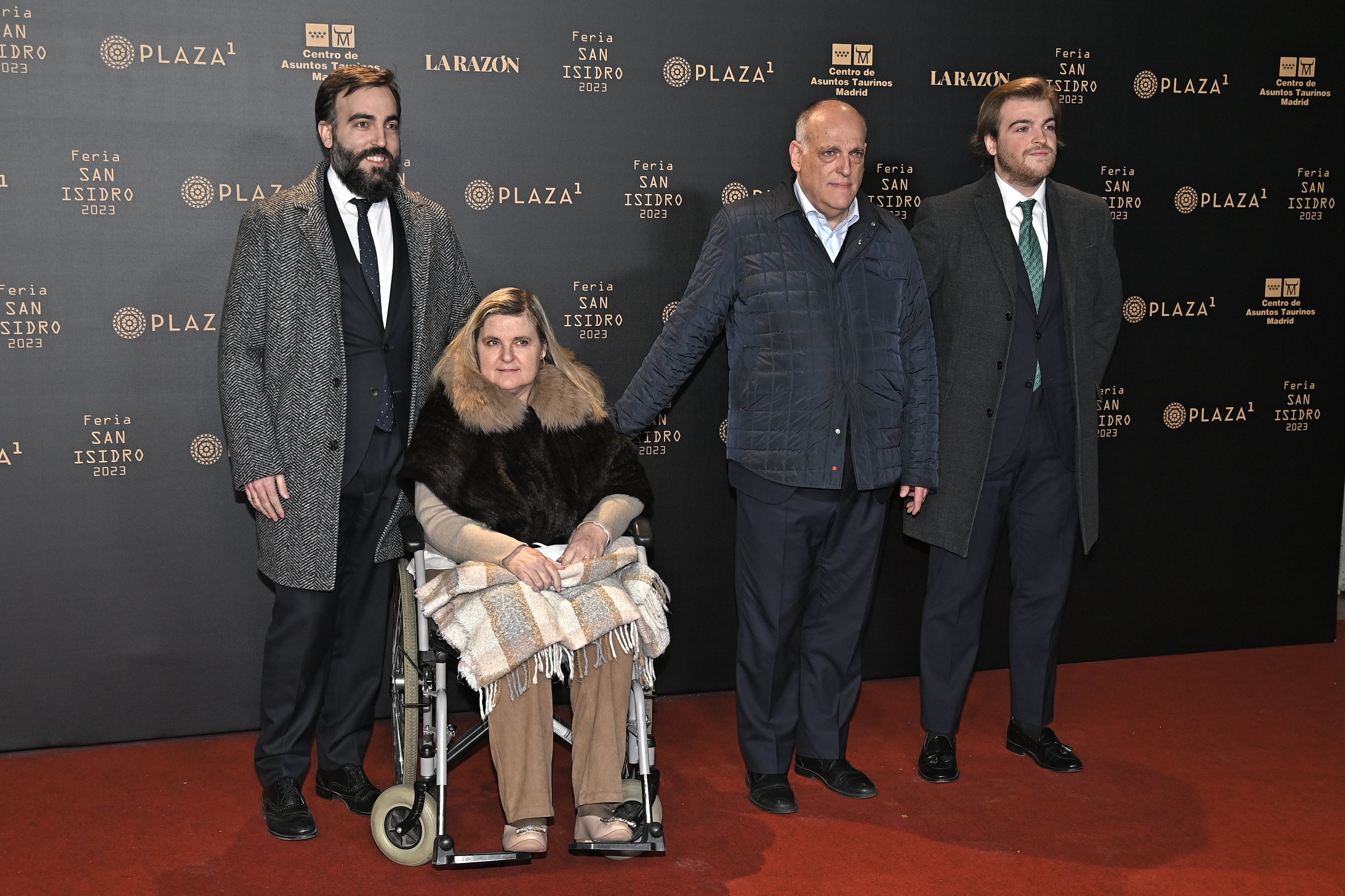 Javier Tebas anuncia cuándo y dónde será el debut con el traje de luces de su hijo Diego Javier Tebas anuncia cuándo y dónde será el debut con el traje de luces de su hijo Diego