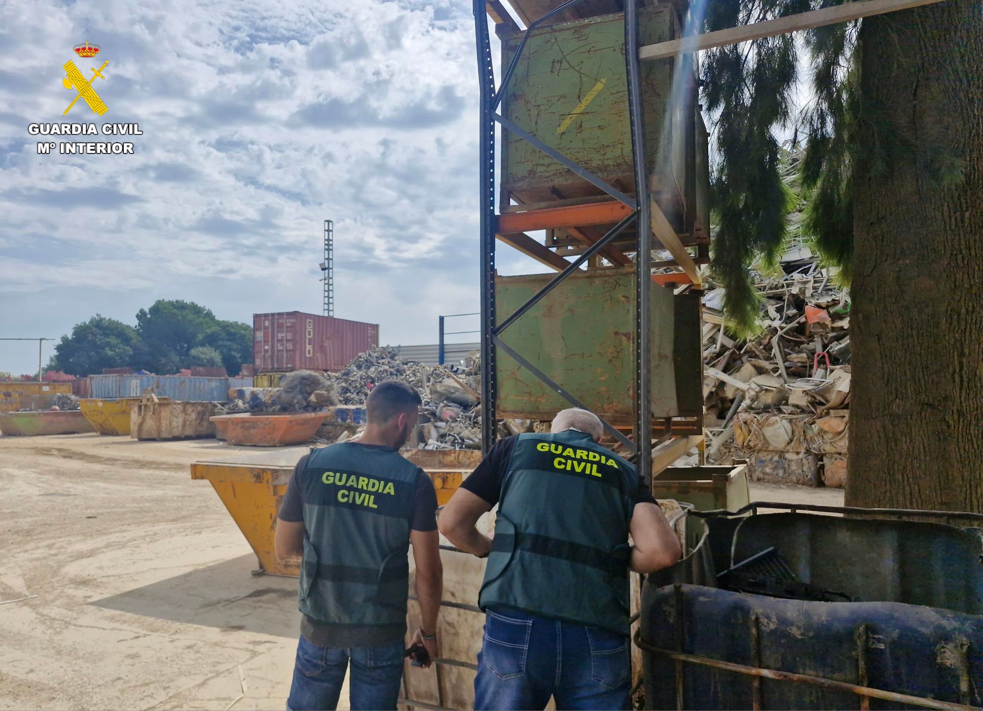 Detenido el trabajador de una empresa de la Safor (Valencia) por el robo 20 kilos de cobre Detenido el trabajador de una empresa de la Safor (Valencia) por el robo 20 kilos de cobre
