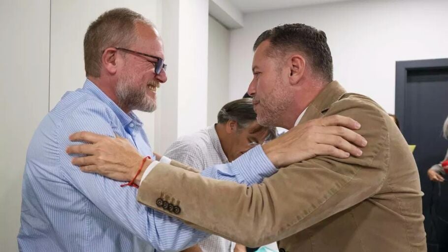 Jos&eacute; Eduardo Ram&iacute;rez (i) y Teodoro Sosa (d)