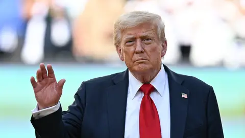 Trump vuelve a retirar a EEUU de la UNESCO dos años después de reintegrarse Trump vuelve a retirar a EEUU de la UNESCO dos años después de reintegrarse