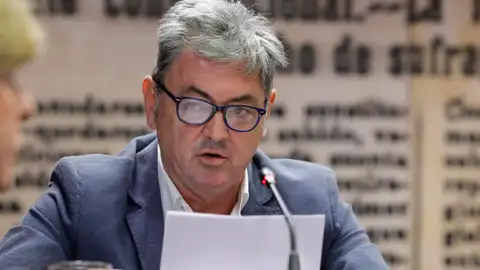 El empresario vasco Antxon Alonso, en el Senado. El empresario vasco Antxon Alonso, en el Senado.