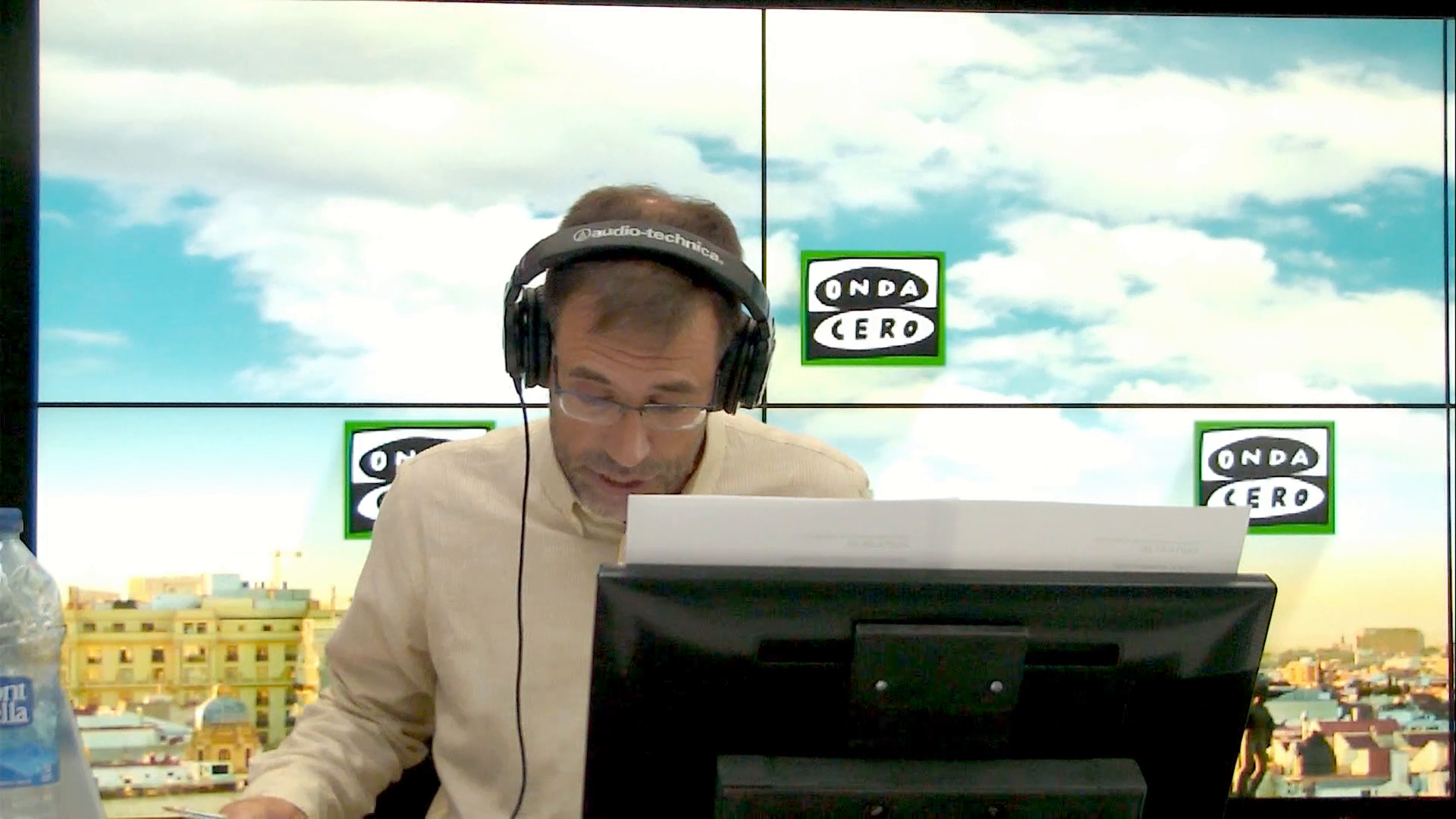 Las tres noticias de Miguel Ondarreta para empezar el día: "El Supremo decide si prorroga la estancia de Cerdán en Soto del Real" Las tres noticias de Miguel Ondarreta para empezar el día: "El Supremo decide si prorroga la estancia de Cerdán en Soto del Real"