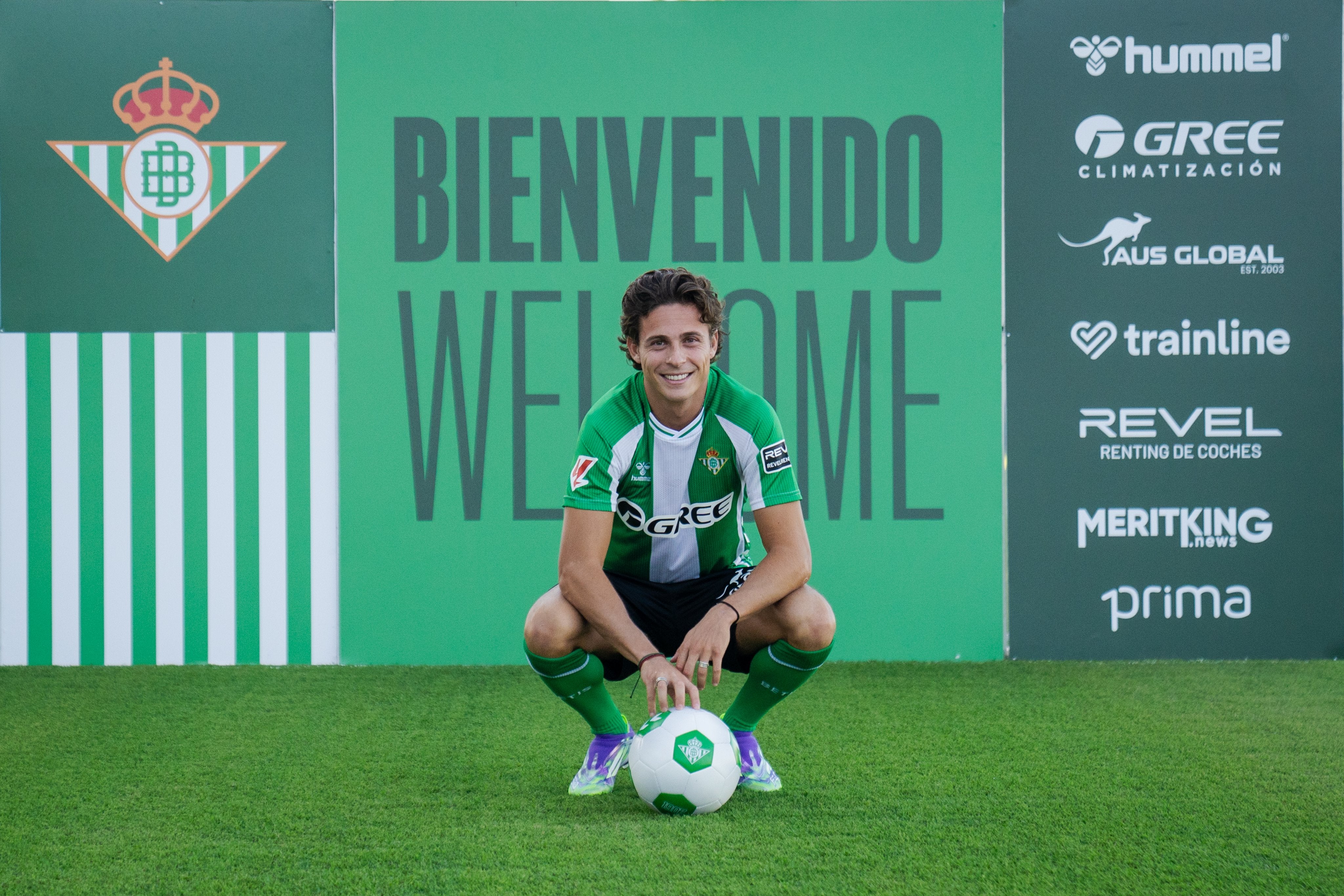 Riquelme: "El mensaje de Isco fue clave para llegar con confianza" Riquelme: "El mensaje de Isco fue clave para llegar con confianza"