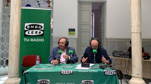 M&Aacute;S DE UNO GRANADA