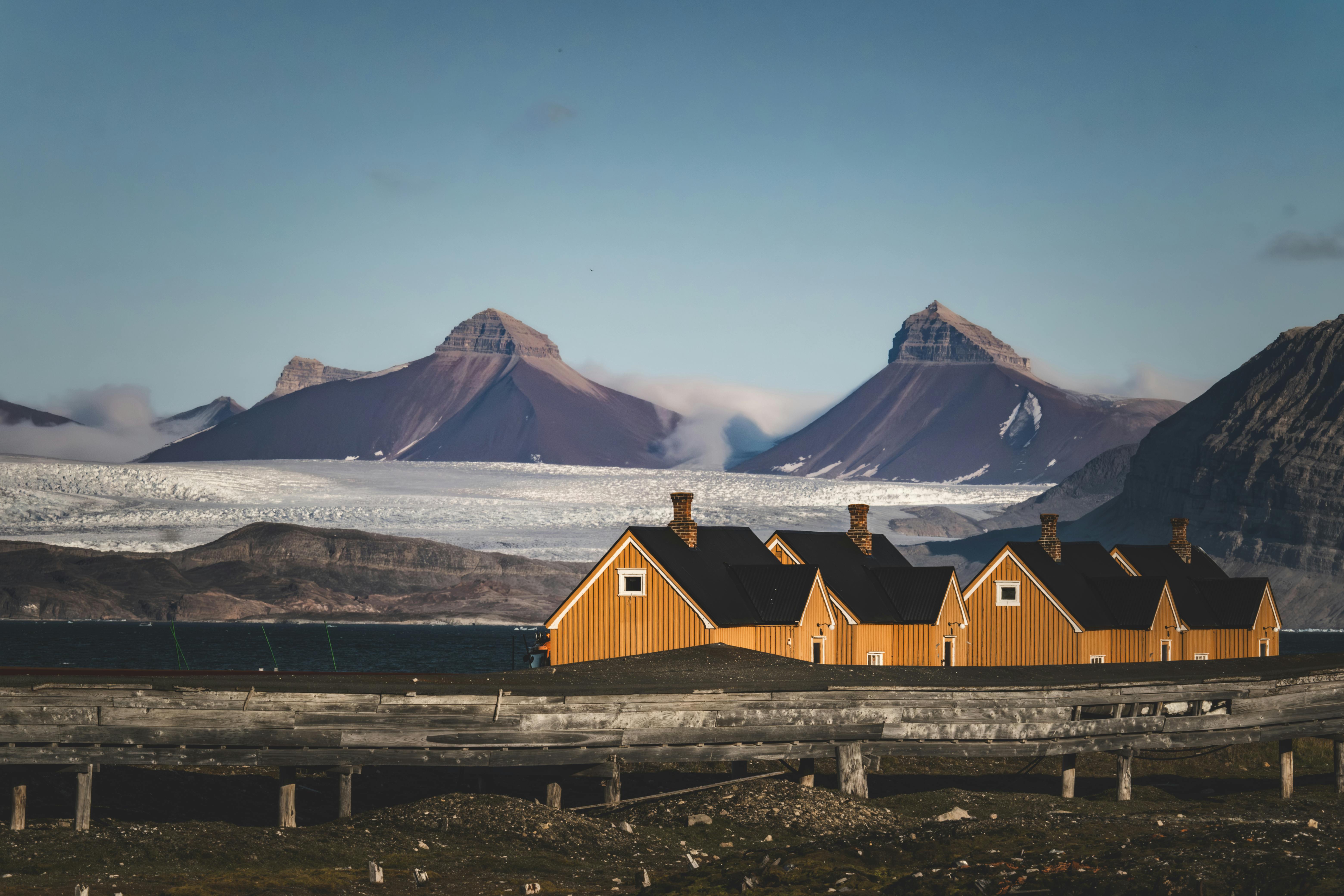 Explora Ny-Ålesund, el asentamiento más al norte del mundo Explora Ny-Ålesund, el asentamiento más al norte del mundo