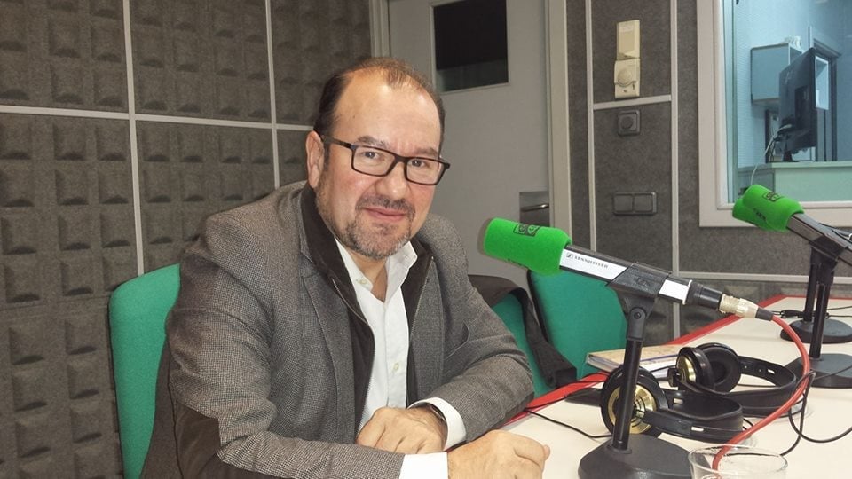 El rector de la USC abre la puerta a modificar el convenio con el Sergas si finalmente la UDC implantase Medicina El rector de la USC abre la puerta a modificar el convenio con el Sergas si finalmente la UDC implantase Medicina