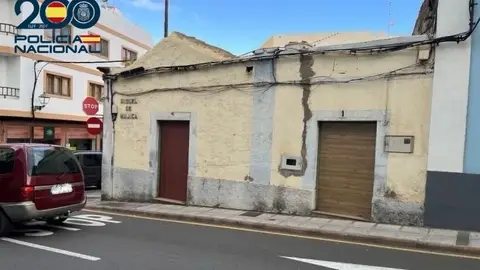 En esta vivienda de Gáldar, Gran Canaria, había empadronadas 18 personas que residen en Marruecos En esta vivienda de Gáldar, Gran Canaria, había empadronadas 18 personas que residen en Marruecos