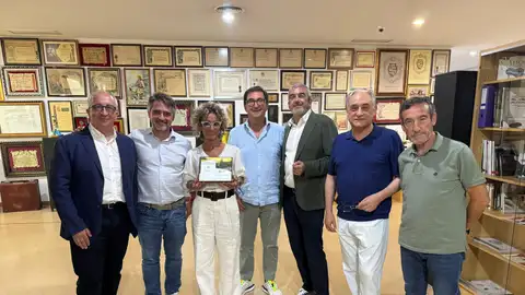 FICE se convierte en la primera federación empresarial del sector moda y calzado de España en certificar su huella de carbono FICE se convierte en la primera federación empresarial del sector moda y calzado de España en certificar su huella de carbono