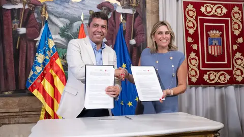 Mazón y Barrachina firman un nuevo acuerdo para garantizar la depuración de aguas Mazón y Barrachina firman un nuevo acuerdo para garantizar la depuración de aguas