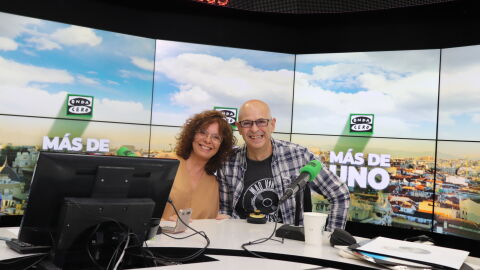 Begoña Gómez y Eugenio López Director de Mad Vinyl Music