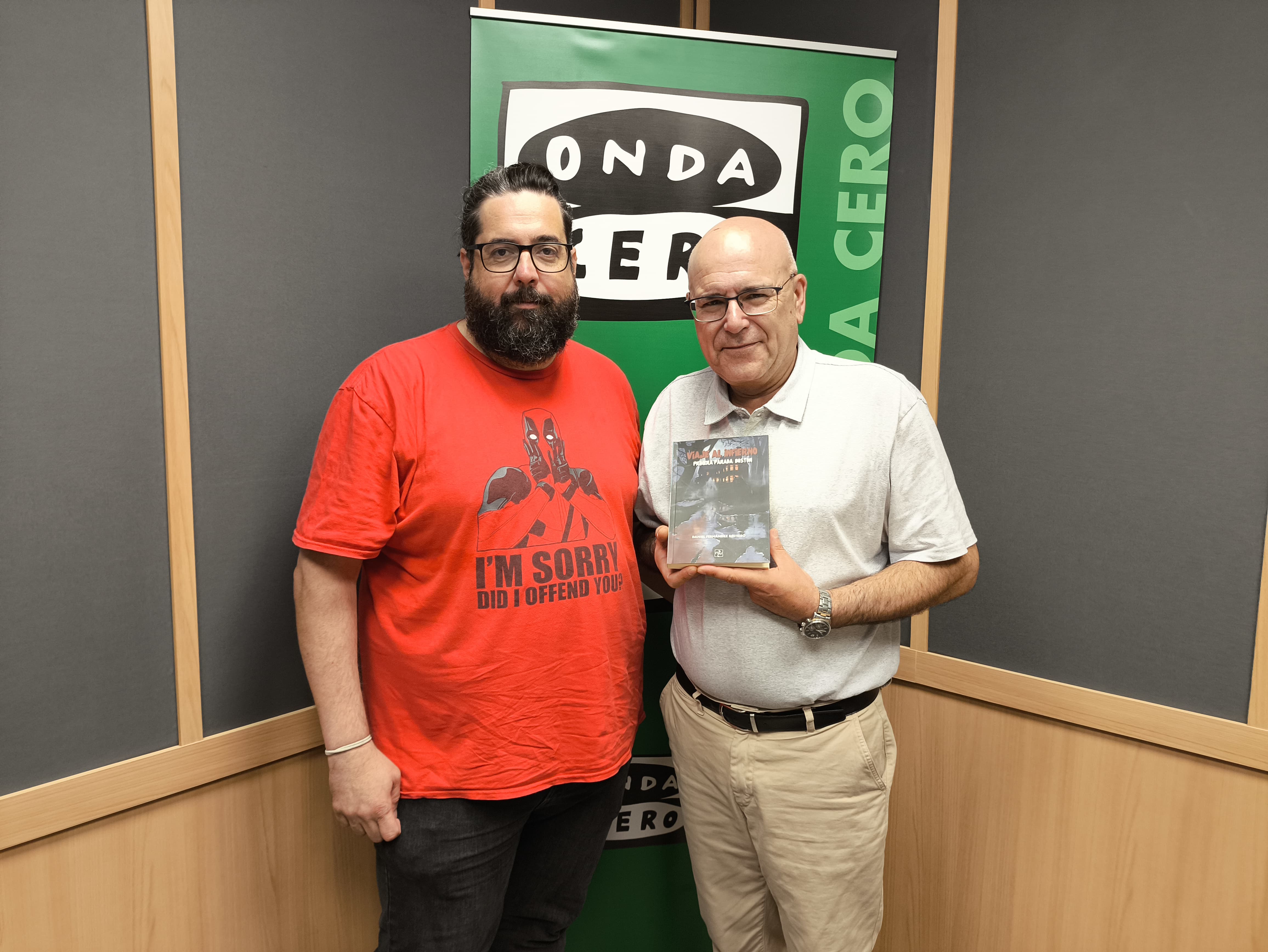 Daniel Fernández Besteiro nos presenta en Más de Uno su primera novela: 'Viaje al infierno. Primera parada: Bostón' Daniel Fernández Besteiro nos presenta en Más de Uno su primera novela: 'Viaje al infierno. Primera parada: Bostón'