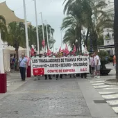 Sigue la huelga de autobuses Sigue la huelga de autobuses