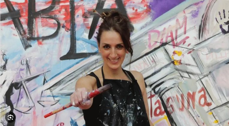 Eva Vega y su pintura artística Eva Vega y su pintura artística