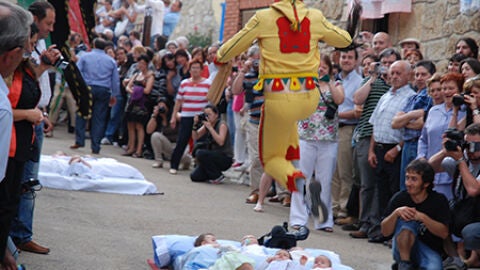 Tradici&oacute;n de "El Colacho"