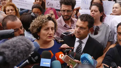 Quién es Paqui Granados, la asesora de Juana Rivas acusada por la jueza de sobreexponer a Daniel Quién es Paqui Granados, la asesora de Juana Rivas acusada por la jueza de sobreexponer a Daniel