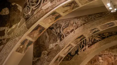 Detalle de las pinturas murales del Monasterio de Sijena expuestas en el Museu Nacional d’Art de Catalunya (MNAC), a 29 de mayo de 2025, en Barcelona Detalle de las pinturas murales del Monasterio de Sijena expuestas en el Museu Nacional d’Art de Catalunya (MNAC), a 29 de mayo de 2025, en Barcelona