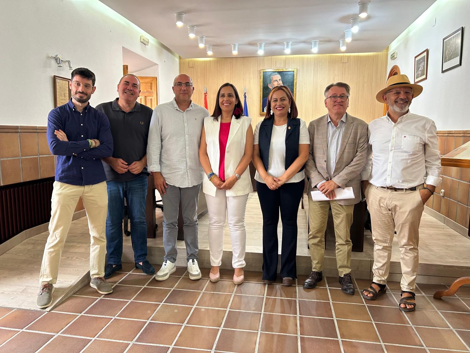 La Junta celebra la creación de nuevas comunidades energéticas en Extremadura en la presentación de la de Casar de Cáceres La Junta celebra la creación de nuevas comunidades energéticas en Extremadura en la presentación de la de Casar de Cáceres