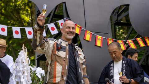 Julio &Aacute;lamo en una recepci&oacute;n en Jap&oacute;n