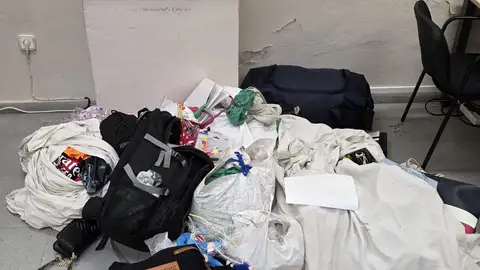 La Policía Local ha realizado enjulio 120 intervenciones contra la venta ilegal ambulante en la fachada litoral alicantina La Policía Local ha realizado enjulio 120 intervenciones contra la venta ilegal ambulante en la fachada litoral alicantina
