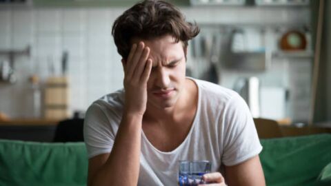 Por qué te duele la cabeza al beber agua fría: cuándo debes preocuparte Por qué te duele la cabeza al beber agua fría: cuándo debes preocuparte