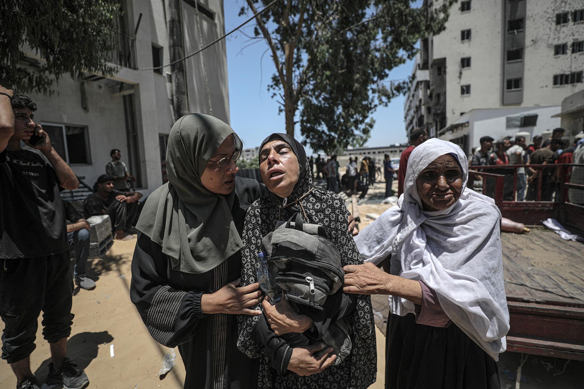 Israel reanudará esta noche el lanzamiento de ayuda humanitaria por aire en Gaza Israel reanudará esta noche el lanzamiento de ayuda humanitaria por aire en Gaza