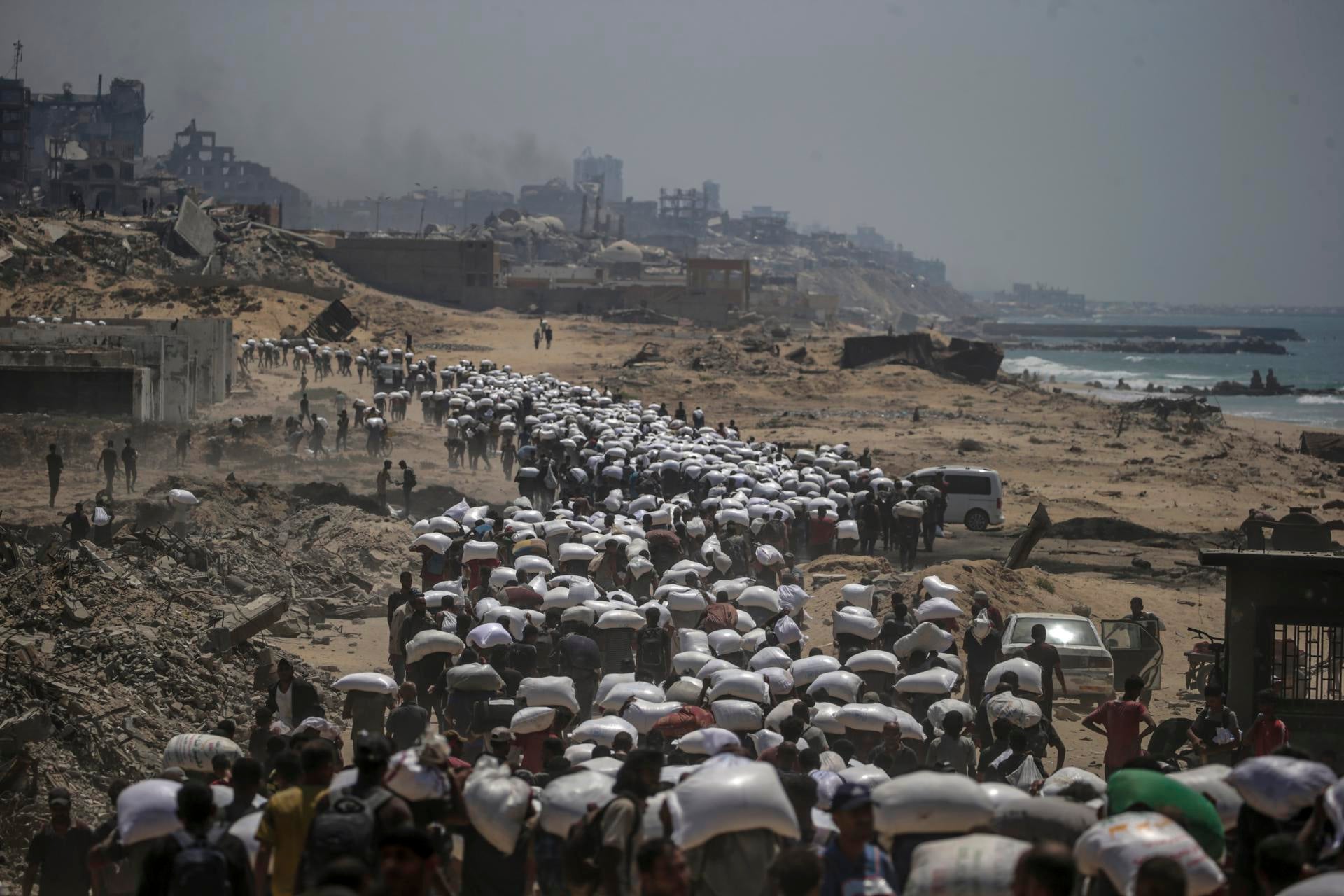 Comienza en la ONU la conferencia para la solución de los dos Estados, mientras continúan los bombardeos Comienza en la ONU la conferencia para la solución de los dos Estados, mientras continúan los bombardeos