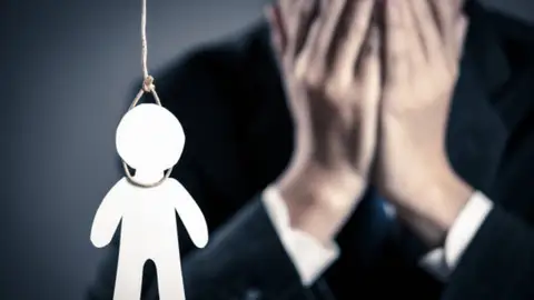 ¿Estás siendo solo una pieza en su juego? Las cinco señales inequívocas de que alguien te está utilizando emocionalmente ¿Estás siendo solo una pieza en su juego? Las cinco señales inequívocas de que alguien te está utilizando emocionalmente