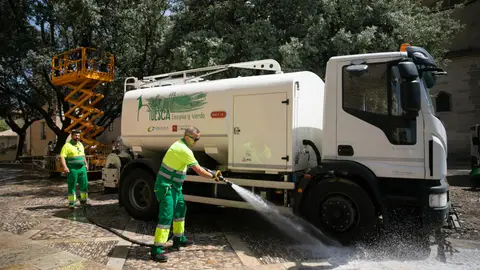 Amplio operativo para garantizar la limpieza de la capital oscense durante las fiestas Amplio operativo para garantizar la limpieza de la capital oscense durante las fiestas