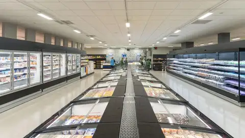 Mercadona abre un nuevo supermercado en Badajoz, en el que ha invertido 6,2 millones de euros Mercadona abre un nuevo supermercado en Badajoz, en el que ha invertido 6,2 millones de euros