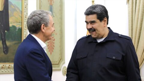 El expresidente del Gobierno de España José Luis Rodríguez Zapatero con el presidente de Venezuela, Nicolás Maduro El expresidente del Gobierno de España José Luis Rodríguez Zapatero con el presidente de Venezuela, Nicolás Maduro