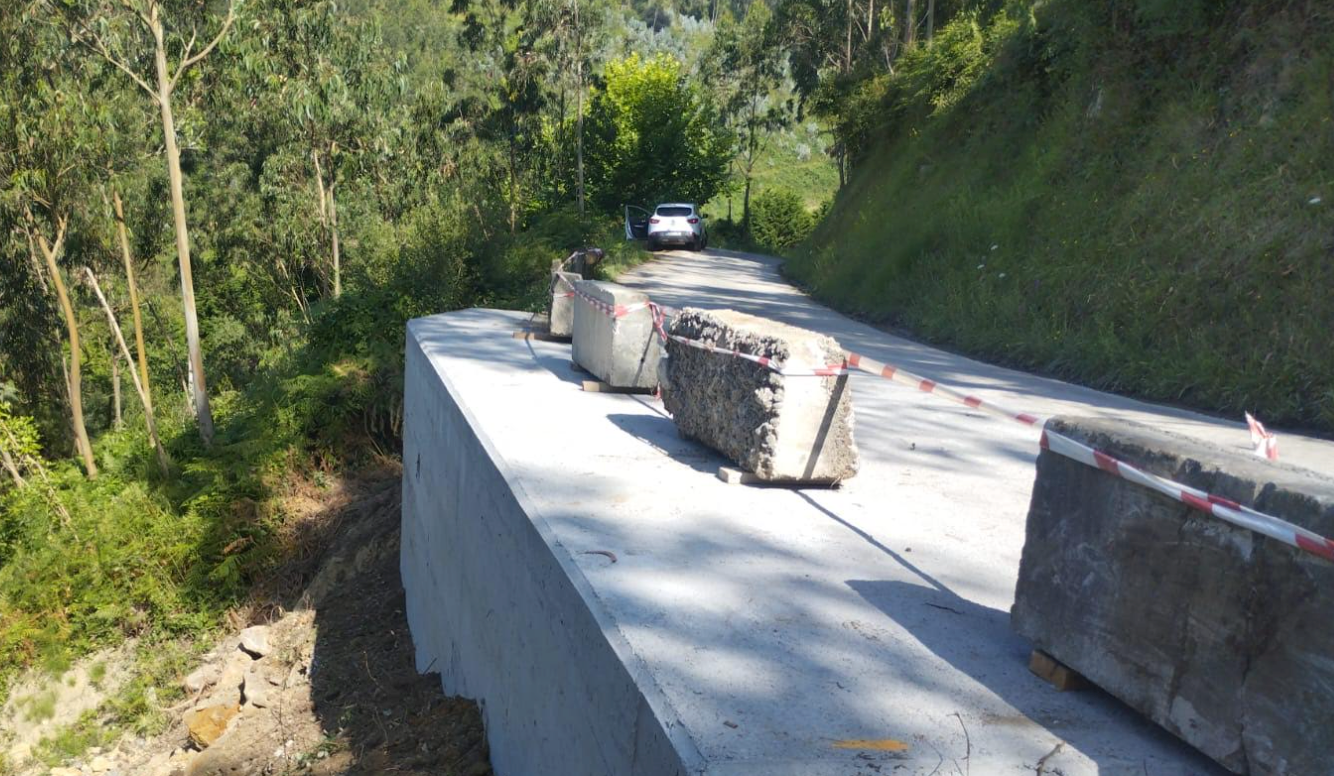 Abre al tráfico el acceso a la playa de Merón, en Villaviciosa Abre al tráfico el acceso a la playa de Merón, en Villaviciosa