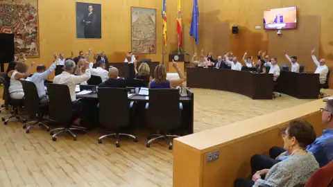 Benidorm aprueba por unanimidad el nuevo contrato de mantenimiento de parques y jardines Benidorm aprueba por unanimidad el nuevo contrato de mantenimiento de parques y jardines