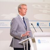 Alfonso Rueda defiende adscribir todos los hospitales a Medicina en la USC: "No significa exclusividad de nada"
