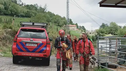 Localizados en perfecto estado los tres espeleólogos catalanes de Cueto-Coventosa Localizados en perfecto estado los tres espeleólogos catalanes de Cueto-Coventosa