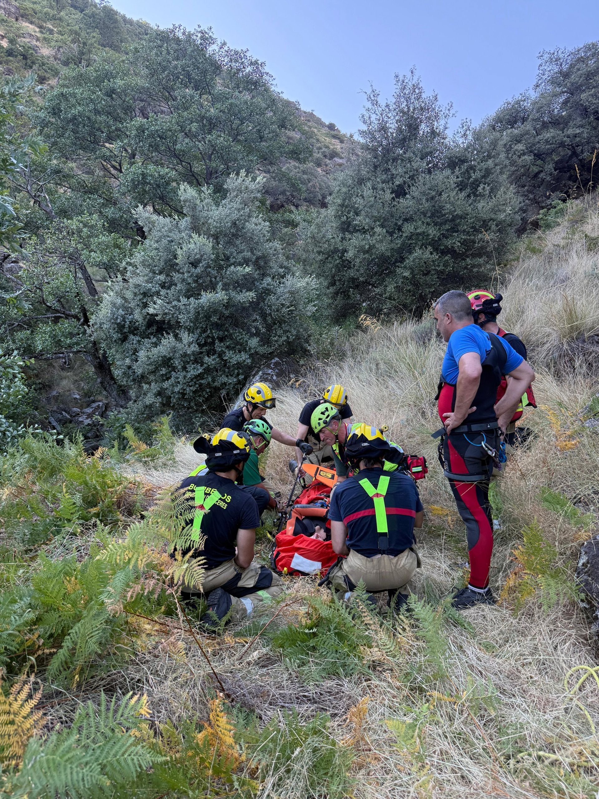 Tres heridos en accidentes de tráfico en Logrosán y Alange y dos mujeres heridas en Los Pilones y la Garganta de los Papúos en Jerte Tres heridos en accidentes de tráfico en Logrosán y Alange y dos mujeres heridas en Los Pilones y la Garganta de los Papúos en Jerte