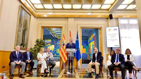 Un balance “histórico” marcado por 54.000 millones de inversión El presidente de Aragón, Jorge Azcón, ha hecho balance acompañado de los consejeros
